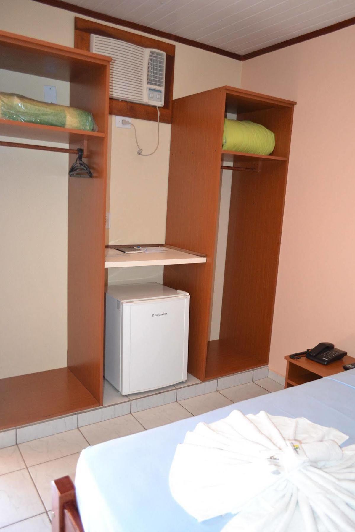 Hotel Urubupunga イラ・ソルテイラ エクステリア 写真