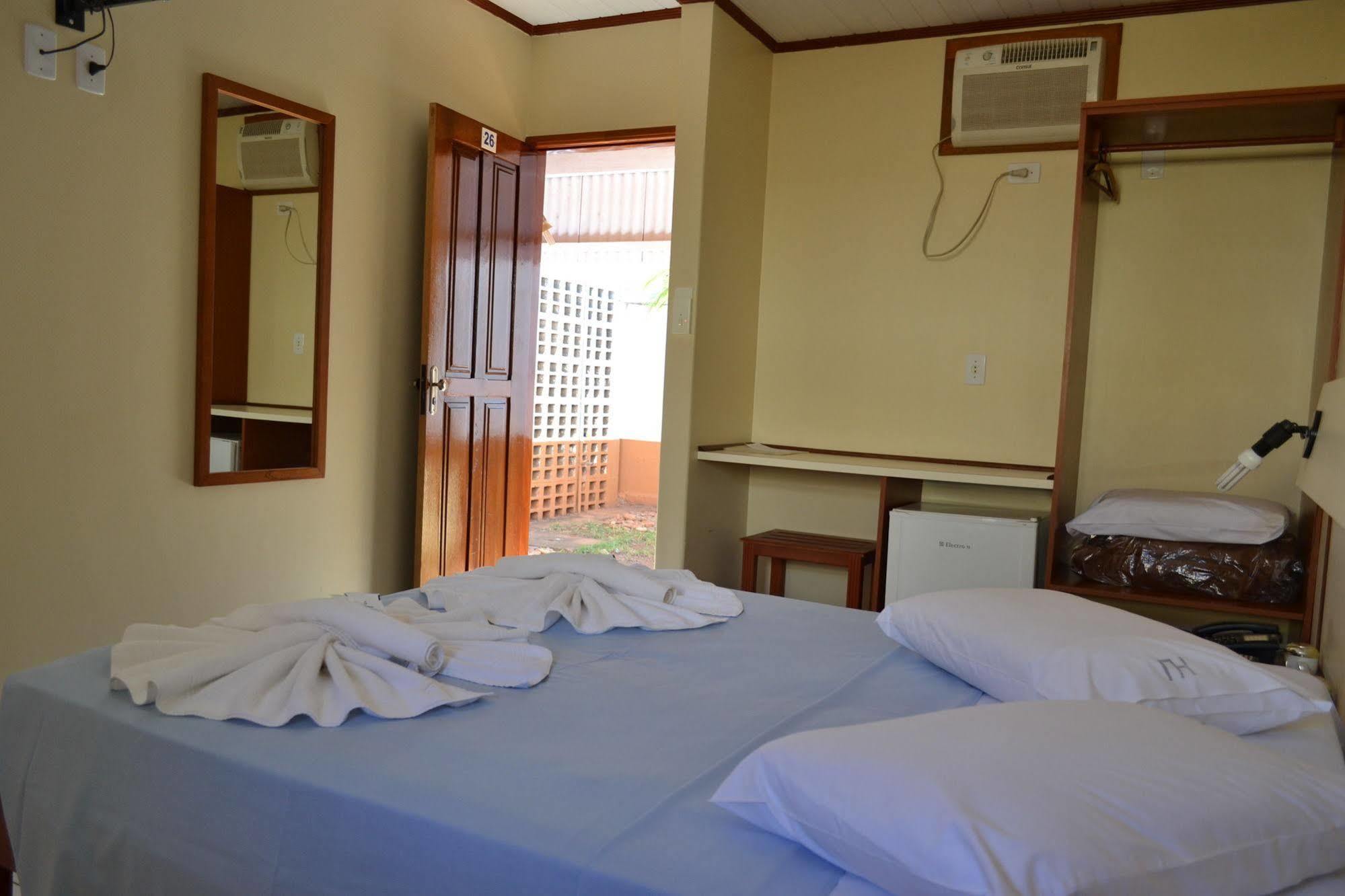 Hotel Urubupunga イラ・ソルテイラ エクステリア 写真